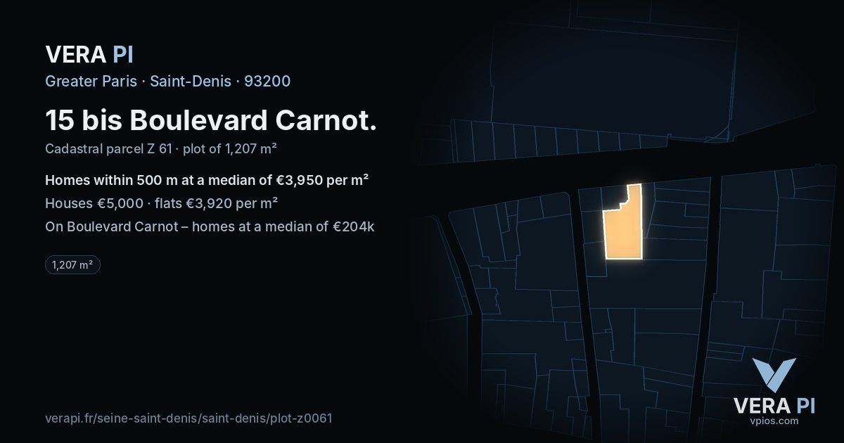 15 bis Boulevard Carnot, Saint-Denis at night – the plot lit, the parcels around coloured by the prices near them
