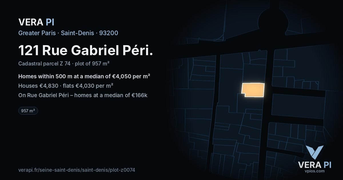 121 Rue Gabriel Péri, Saint-Denis at night – the plot lit, the parcels around coloured by the prices near them