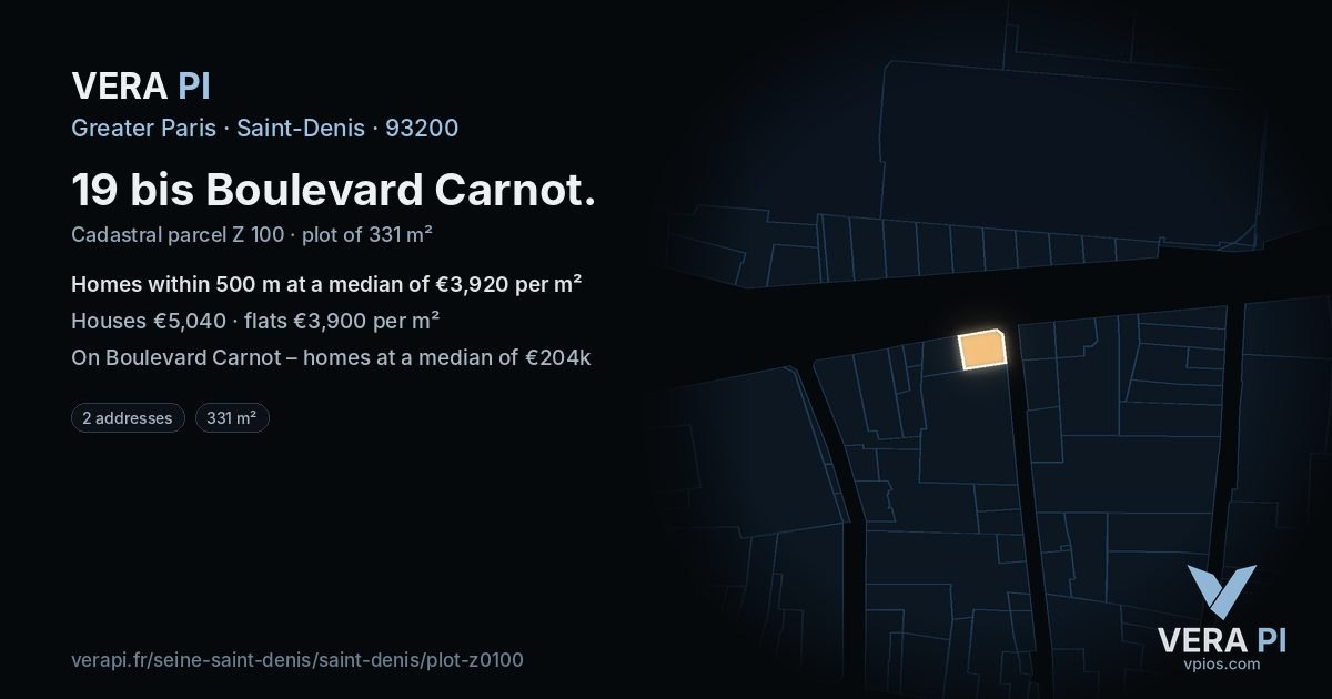 19 bis Boulevard Carnot, Saint-Denis at night – the plot lit, the parcels around coloured by the prices near them