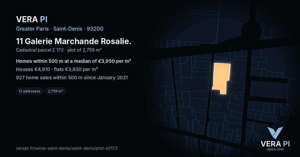 11 Galerie Marchande Rosalie, Saint-Denis at night – the plot lit, the parcels around coloured by the prices near them