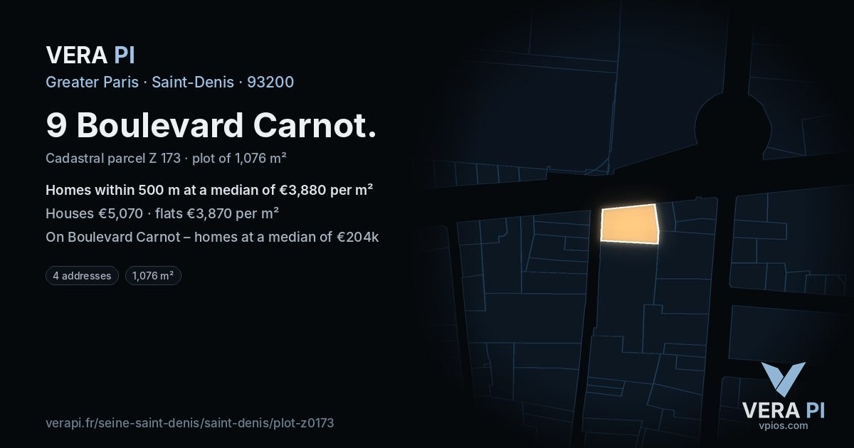 9 Boulevard Carnot, Saint-Denis at night – the plot lit, the parcels around coloured by the prices near them
