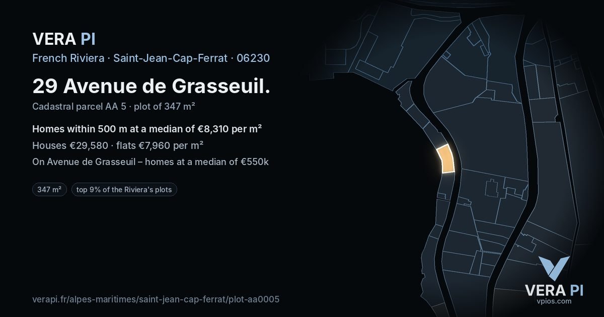 29 Avenue de Grasseuil, Saint-Jean-Cap-Ferrat at night – the plot lit, the parcels around coloured by the prices near them