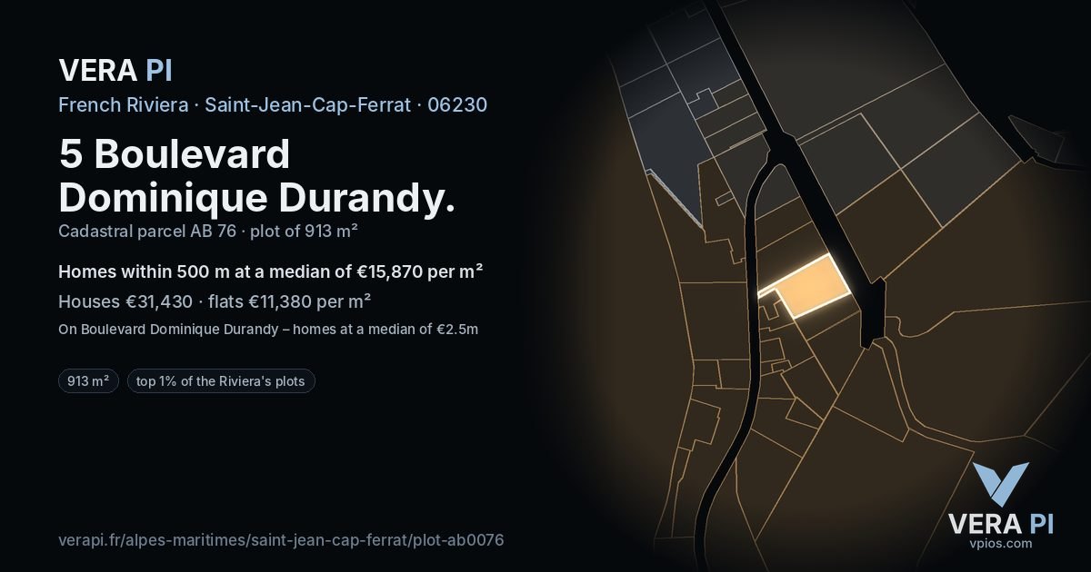 5 Boulevard Dominique Durandy, Saint-Jean-Cap-Ferrat at night – the plot lit, the parcels around coloured by the prices near them