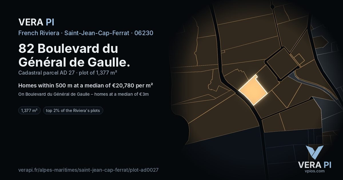 82 Boulevard du Général de Gaulle, Saint-Jean-Cap-Ferrat at night – the plot lit, the parcels around coloured by the prices near them