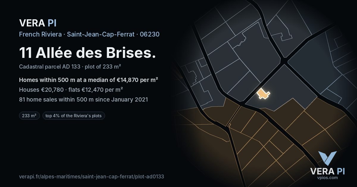 11 Allée des Brises, Saint-Jean-Cap-Ferrat at night – the plot lit, the parcels around coloured by the prices near them