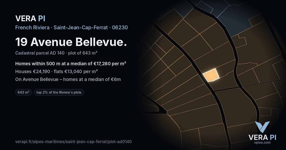 19 Avenue Bellevue, Saint-Jean-Cap-Ferrat at night – the plot lit, the parcels around coloured by the prices near them