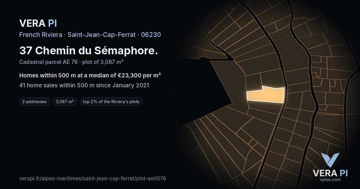 37 Chemin du Sémaphore, Saint-Jean-Cap-Ferrat at night – the plot lit, the parcels around coloured by the prices near them