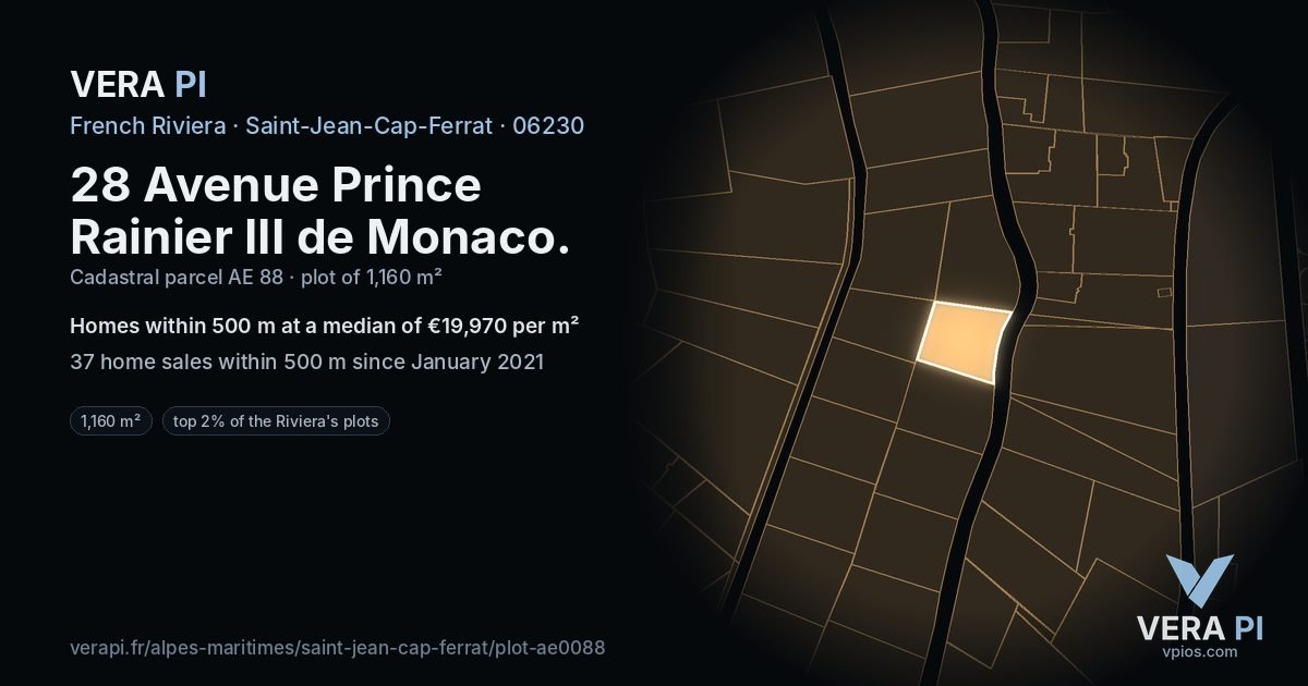 28 Avenue Prince Rainier III de Monaco, Saint-Jean-Cap-Ferrat at night – the plot lit, the parcels around coloured by the prices near them