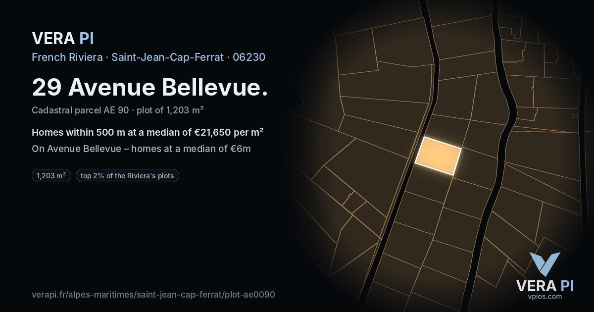 29 Avenue Bellevue, Saint-Jean-Cap-Ferrat at night – the plot lit, the parcels around coloured by the prices near them