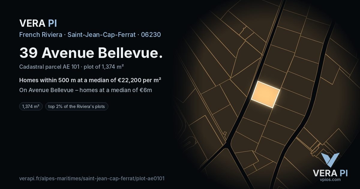 39 Avenue Bellevue, Saint-Jean-Cap-Ferrat at night – the plot lit, the parcels around coloured by the prices near them