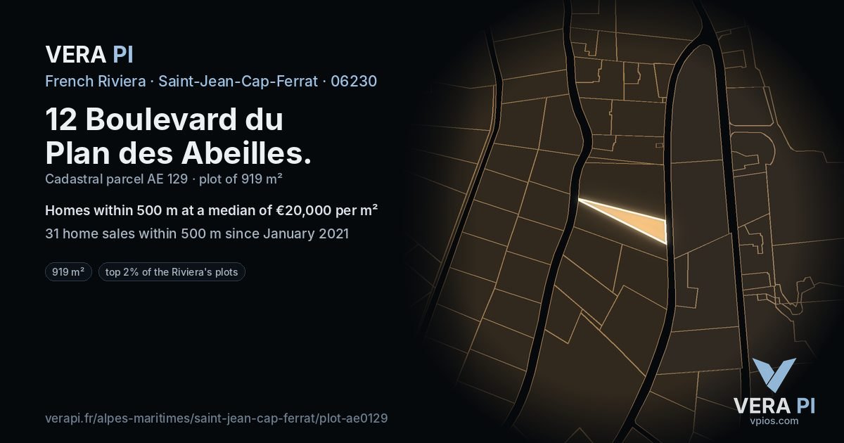 12 Boulevard du Plan des Abeilles, Saint-Jean-Cap-Ferrat at night – the plot lit, the parcels around coloured by the prices near them