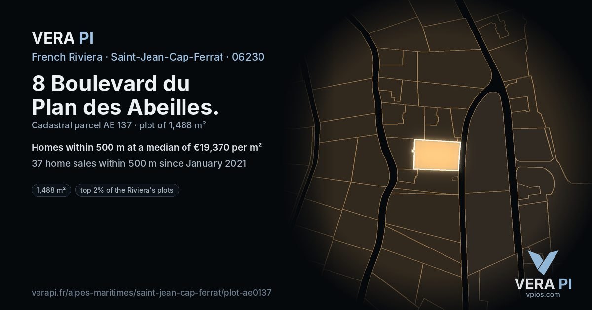 8 Boulevard du Plan des Abeilles, Saint-Jean-Cap-Ferrat at night – the plot lit, the parcels around coloured by the prices near them