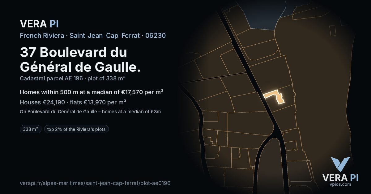 37 Boulevard du Général de Gaulle, Saint-Jean-Cap-Ferrat at night – the plot lit, the parcels around coloured by the prices near them