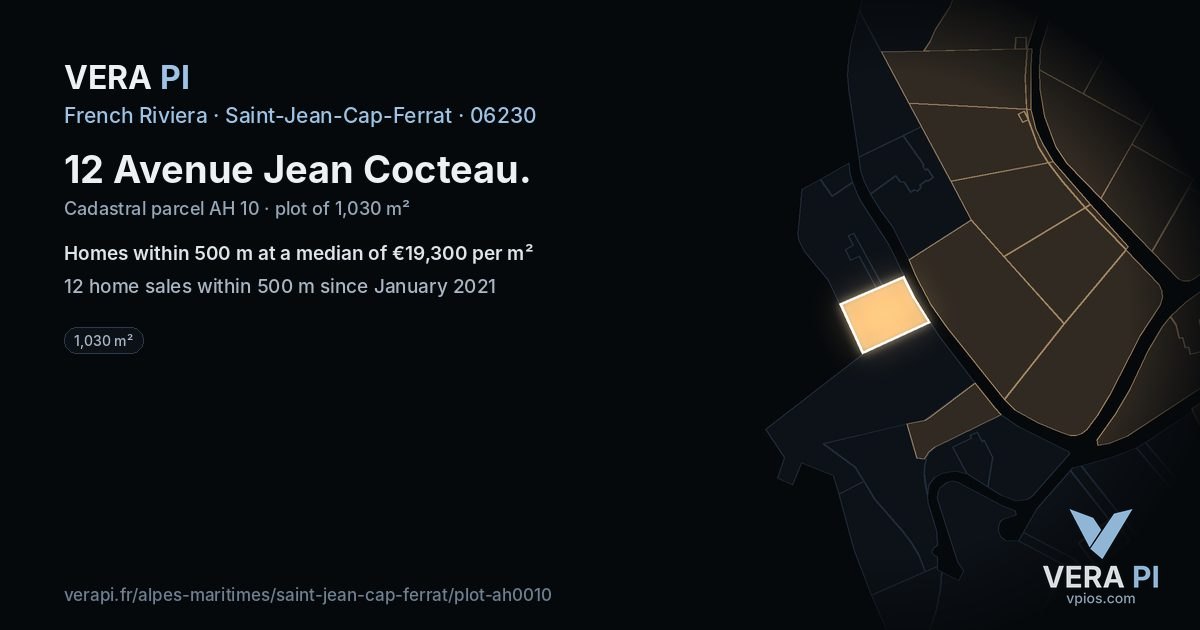 12 Avenue Jean Cocteau, Saint-Jean-Cap-Ferrat at night – the plot lit, the parcels around coloured by the prices near them
