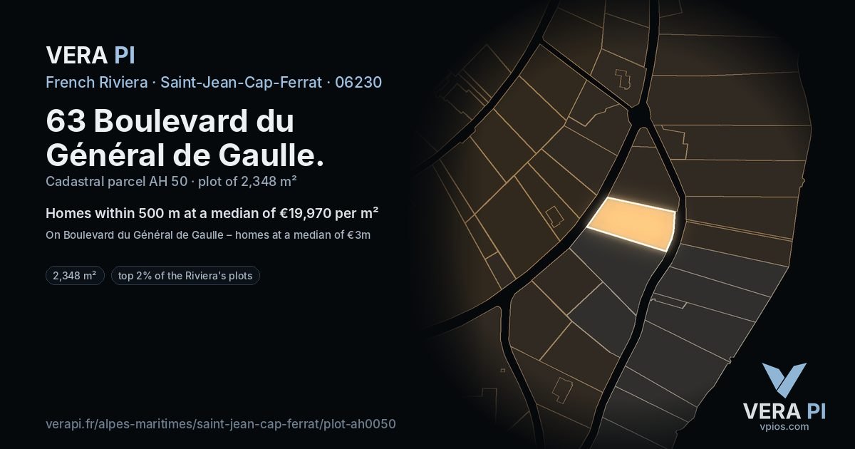 63 Boulevard du Général de Gaulle, Saint-Jean-Cap-Ferrat at night – the plot lit, the parcels around coloured by the prices near them