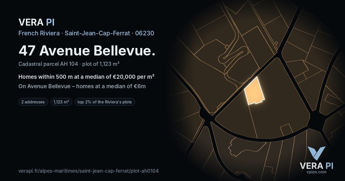 47 Avenue Bellevue, Saint-Jean-Cap-Ferrat at night – the plot lit, the parcels around coloured by the prices near them