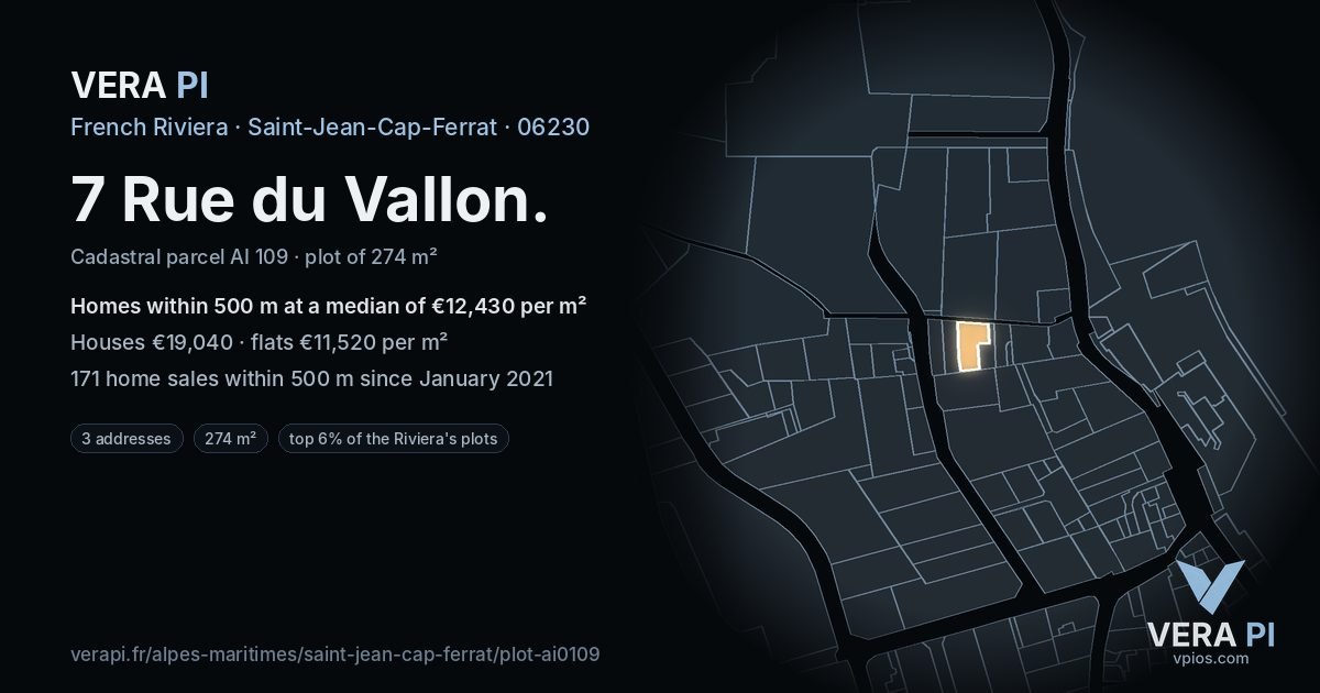 7 Rue du Vallon, Saint-Jean-Cap-Ferrat at night – the plot lit, the parcels around coloured by the prices near them