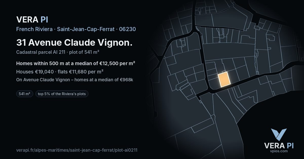 31 Avenue Claude Vignon, Saint-Jean-Cap-Ferrat at night – the plot lit, the parcels around coloured by the prices near them