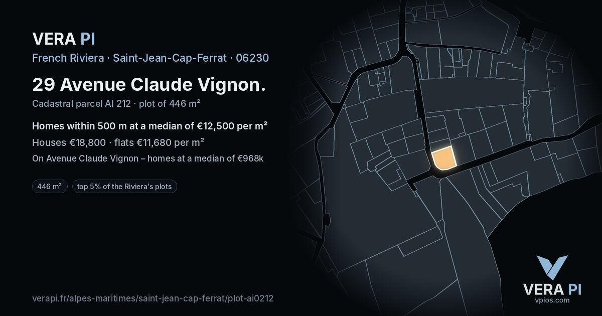 29 Avenue Claude Vignon, Saint-Jean-Cap-Ferrat at night – the plot lit, the parcels around coloured by the prices near them