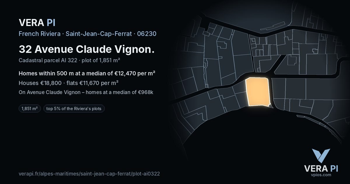 32 Avenue Claude Vignon, Saint-Jean-Cap-Ferrat at night – the plot lit, the parcels around coloured by the prices near them