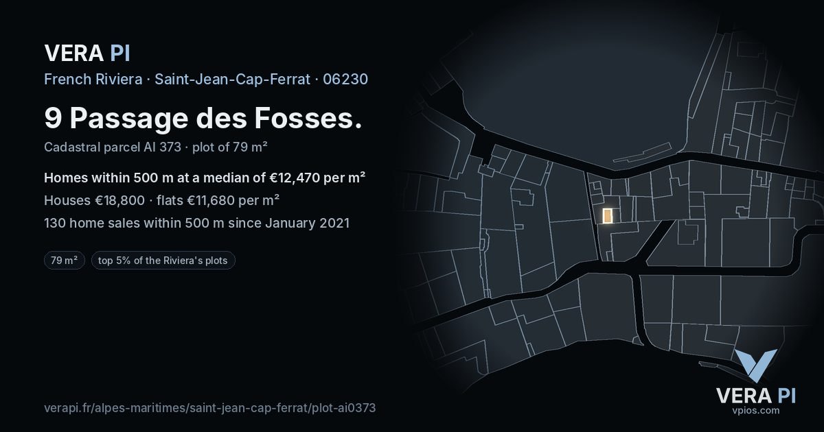 9 Passage des Fosses, Saint-Jean-Cap-Ferrat at night – the plot lit, the parcels around coloured by the prices near them