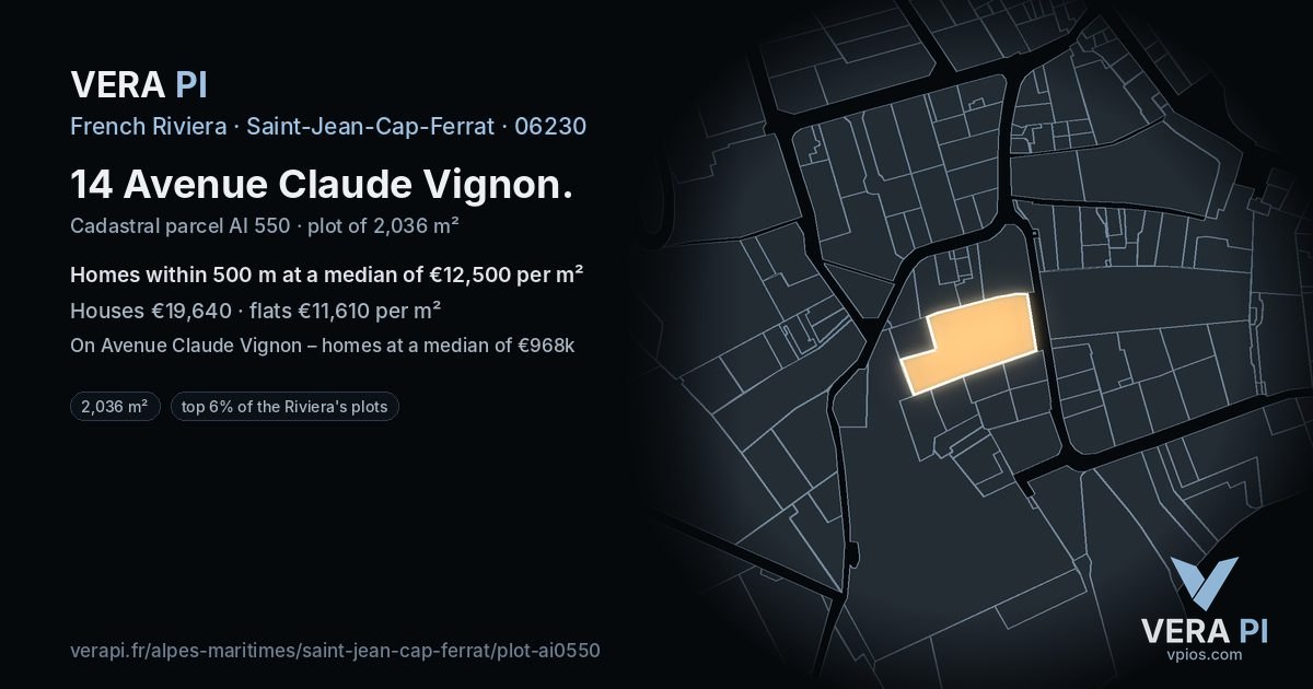 14 Avenue Claude Vignon, Saint-Jean-Cap-Ferrat at night – the plot lit, the parcels around coloured by the prices near them
