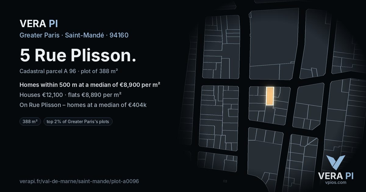 5 Rue Plisson, Saint-Mandé at night – the plot lit, the parcels around coloured by the prices near them