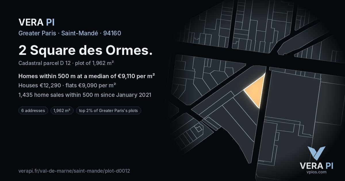 2 Square des Ormes, Saint-Mandé at night – the plot lit, the parcels around coloured by the prices near them