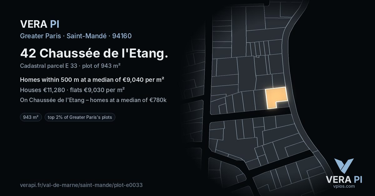 42 Chaussée de l'Etang, Saint-Mandé at night – the plot lit, the parcels around coloured by the prices near them