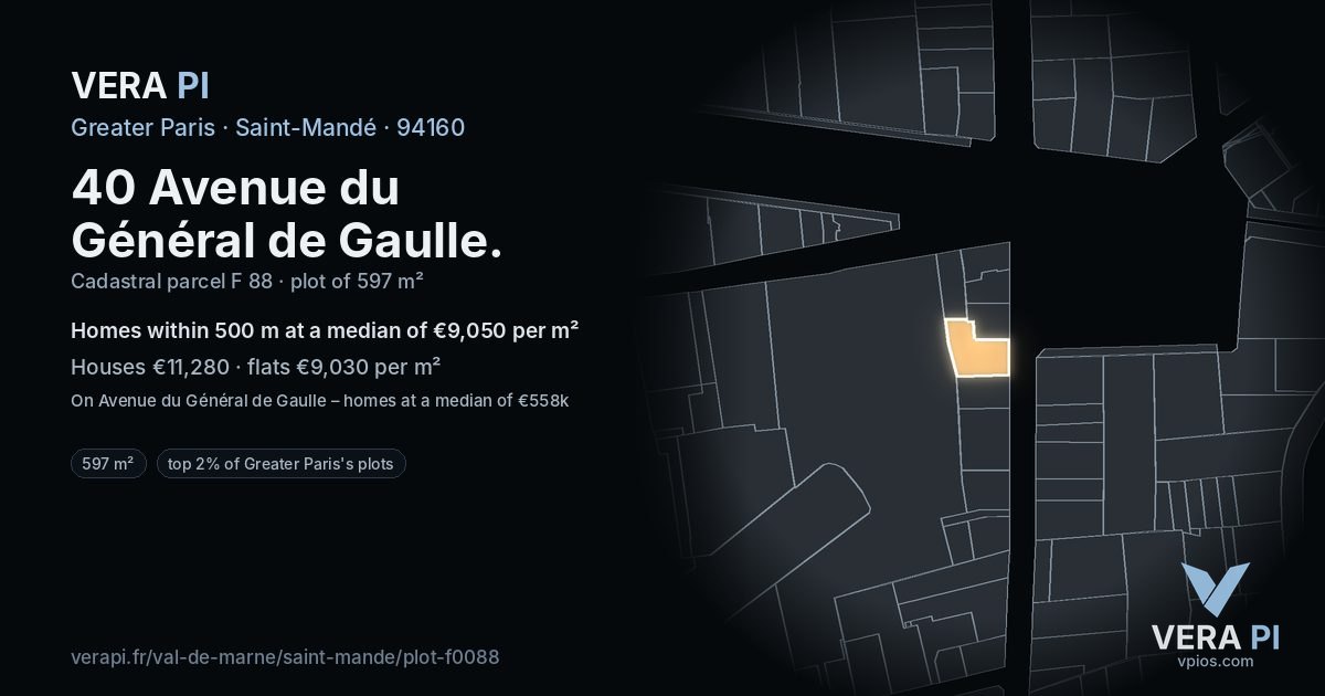 40 Avenue du Général de Gaulle, Saint-Mandé at night – the plot lit, the parcels around coloured by the prices near them