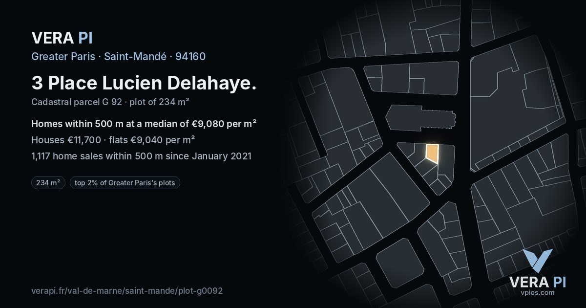 3 Place Lucien Delahaye, Saint-Mandé at night – the plot lit, the parcels around coloured by the prices near them
