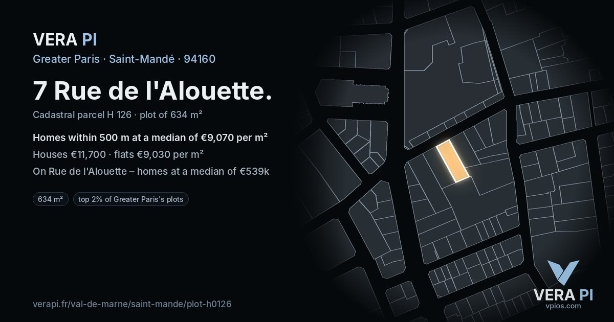 7 Rue de l'Alouette, Saint-Mandé at night – the plot lit, the parcels around coloured by the prices near them