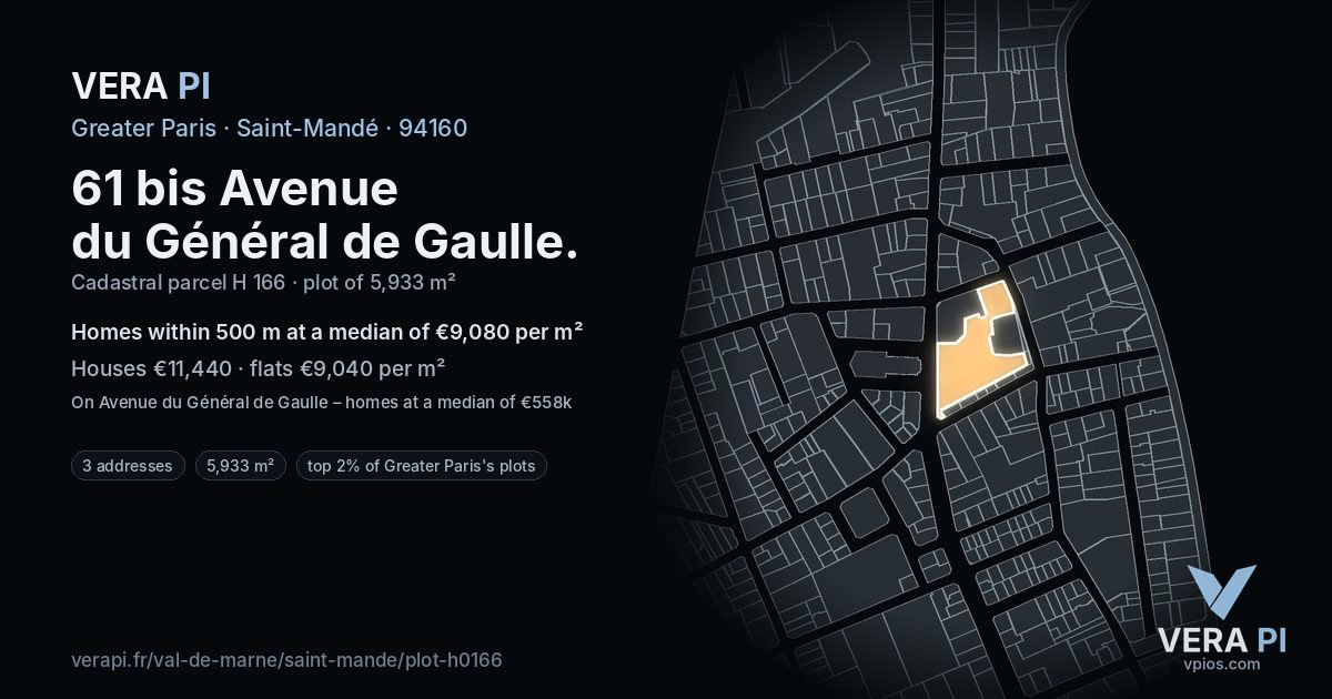 61 bis Avenue du Général de Gaulle, Saint-Mandé at night – the plot lit, the parcels around coloured by the prices near them