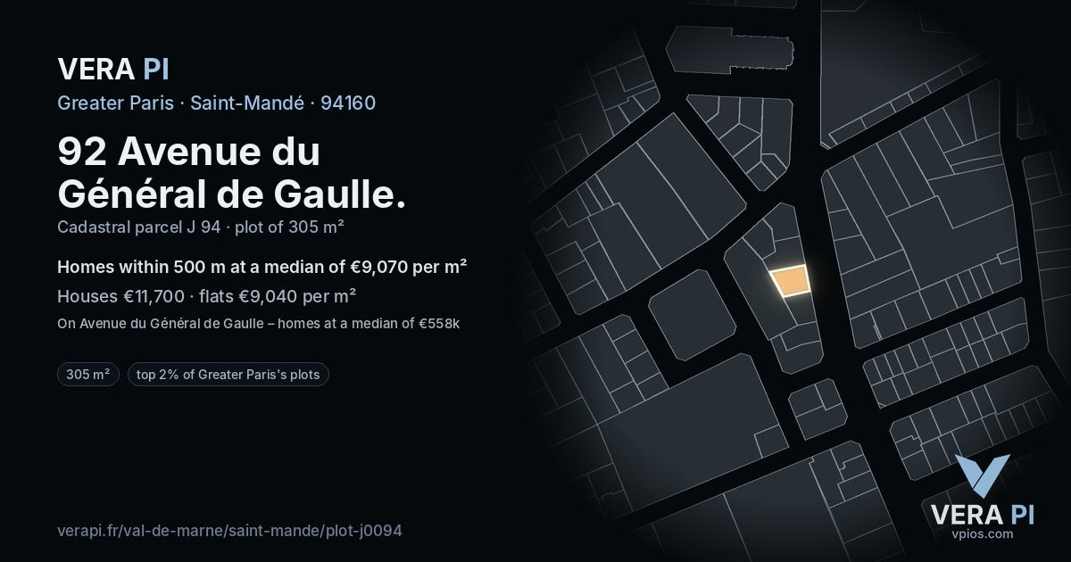 92 Avenue du Général de Gaulle, Saint-Mandé at night – the plot lit, the parcels around coloured by the prices near them