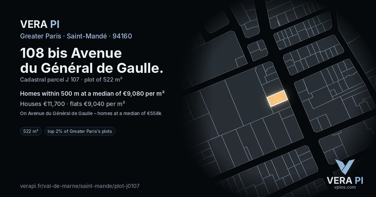 108 bis Avenue du Général de Gaulle, Saint-Mandé at night – the plot lit, the parcels around coloured by the prices near them