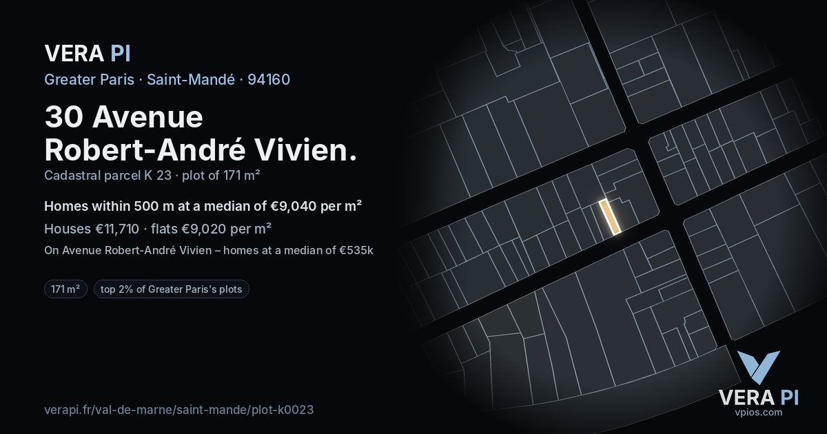30 Avenue Robert-André Vivien, Saint-Mandé at night – the plot lit, the parcels around coloured by the prices near them