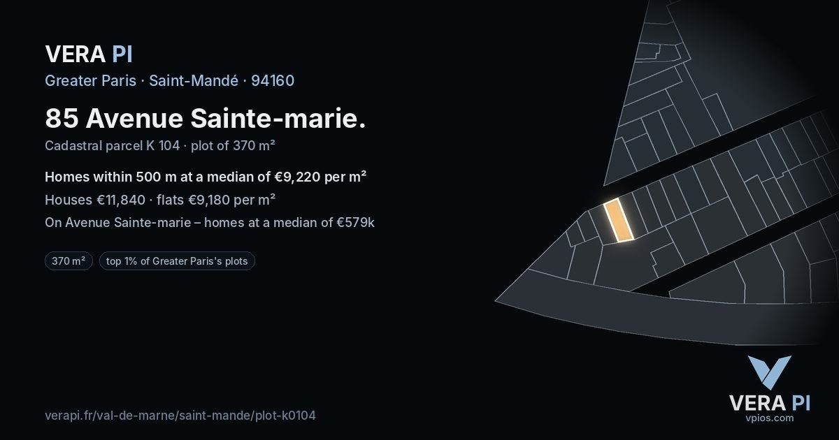 85 Avenue Sainte-marie, Saint-Mandé at night – the plot lit, the parcels around coloured by the prices near them