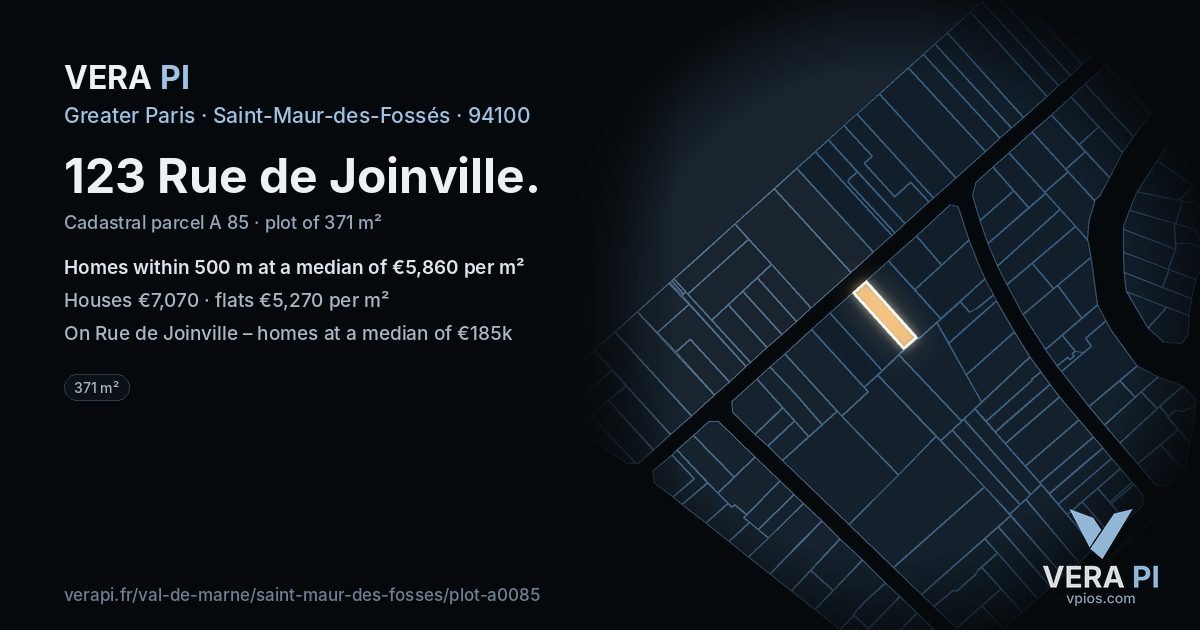 123 Rue de Joinville, Saint-Maur-des-Fossés at night – the plot lit, the parcels around coloured by the prices near them
