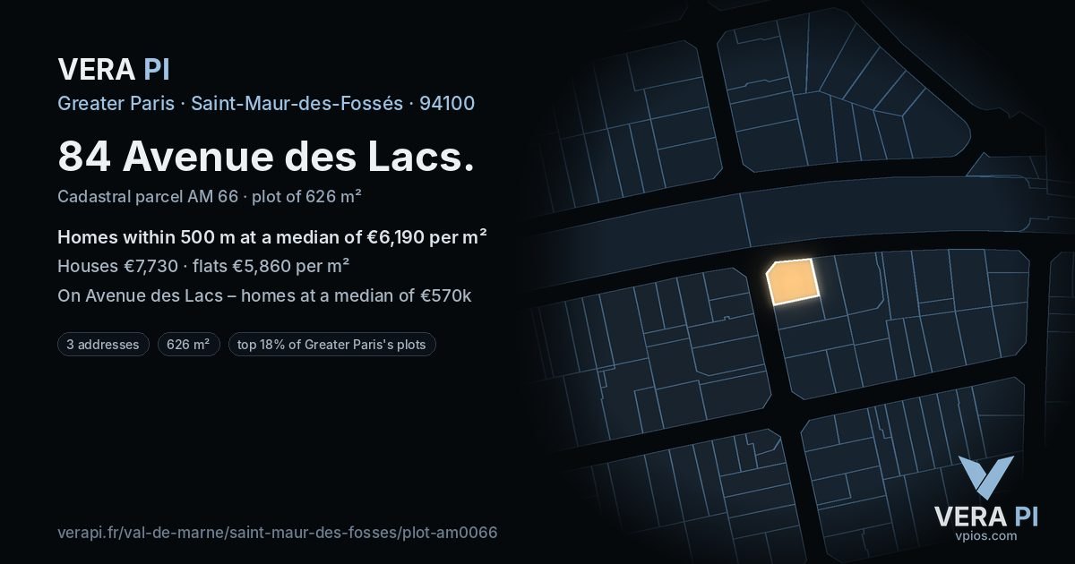 84 Avenue des Lacs, Saint-Maur-des-Fossés at night – the plot lit, the parcels around coloured by the prices near them