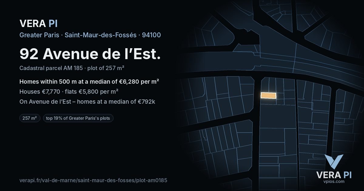 92 Avenue de l’Est, Saint-Maur-des-Fossés at night – the plot lit, the parcels around coloured by the prices near them