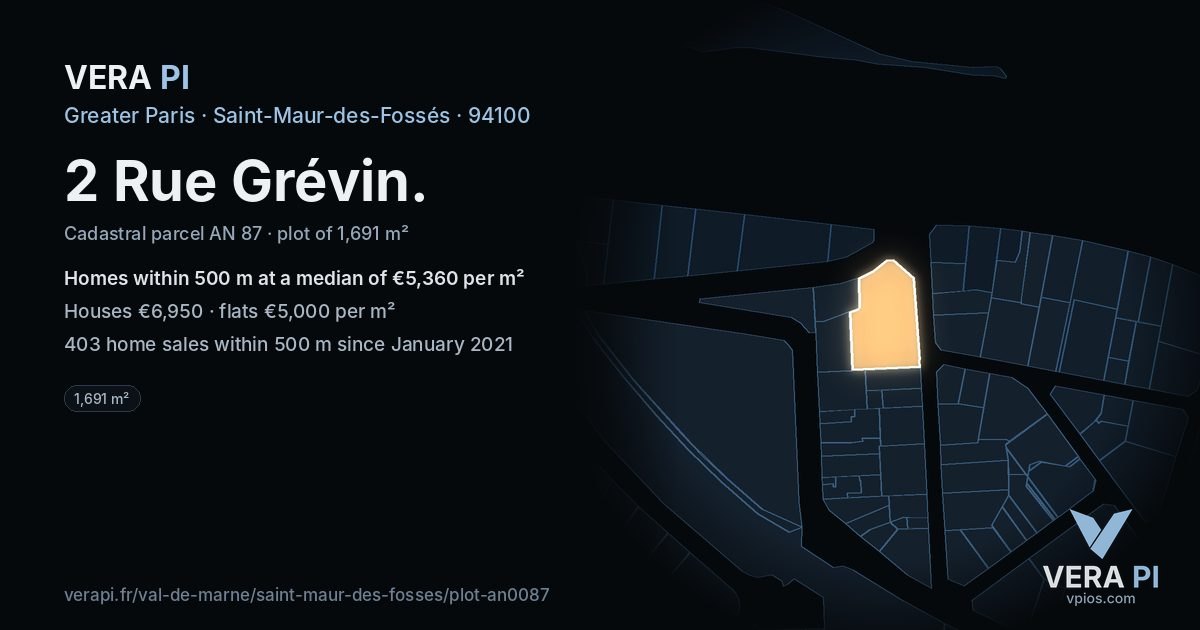 2 Rue Grévin, Saint-Maur-des-Fossés at night – the plot lit, the parcels around coloured by the prices near them