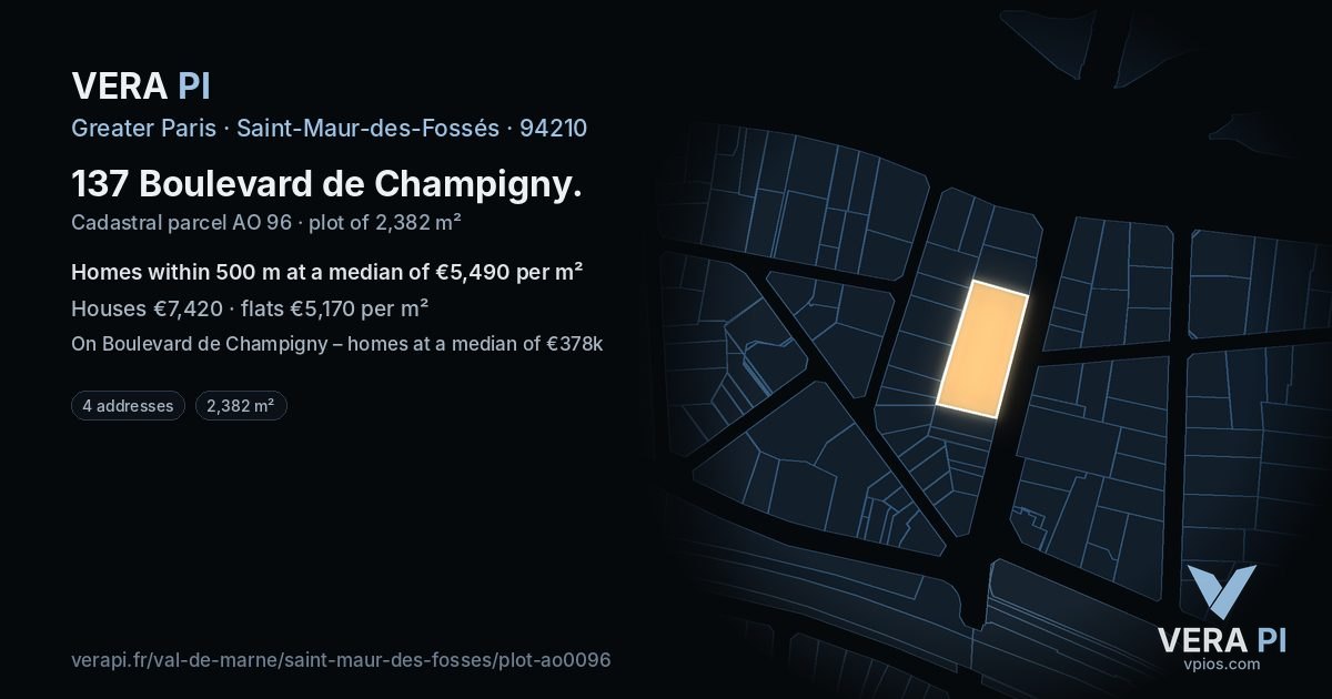 137 Boulevard de Champigny, Saint-Maur-des-Fossés at night – the plot lit, the parcels around coloured by the prices near them