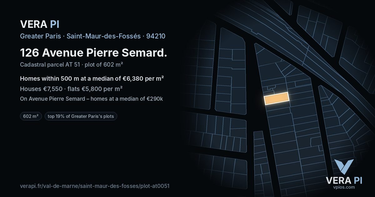 126 Avenue Pierre Semard, Saint-Maur-des-Fossés at night – the plot lit, the parcels around coloured by the prices near them