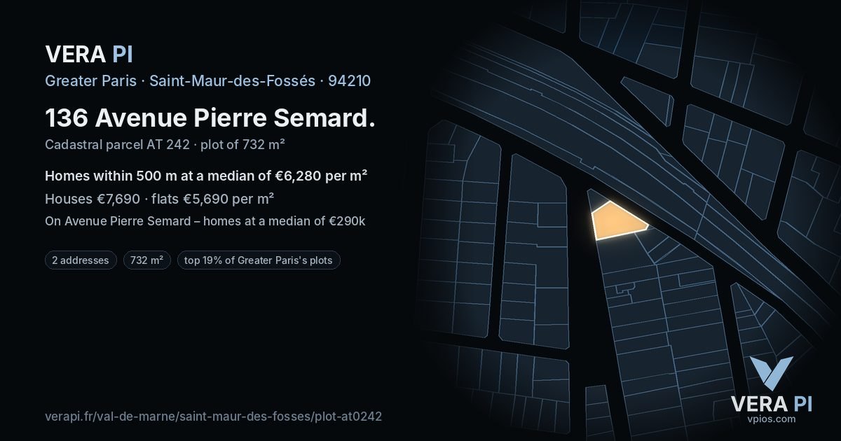 136 Avenue Pierre Semard, Saint-Maur-des-Fossés at night – the plot lit, the parcels around coloured by the prices near them