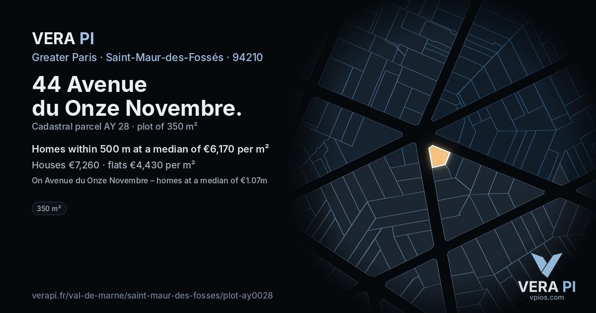 44 Avenue du Onze Novembre, Saint-Maur-des-Fossés at night – the plot lit, the parcels around coloured by the prices near them