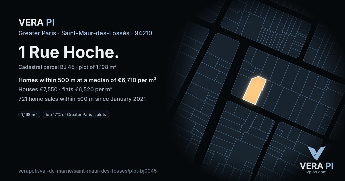 1 Rue Hoche, Saint-Maur-des-Fossés at night – the plot lit, the parcels around coloured by the prices near them