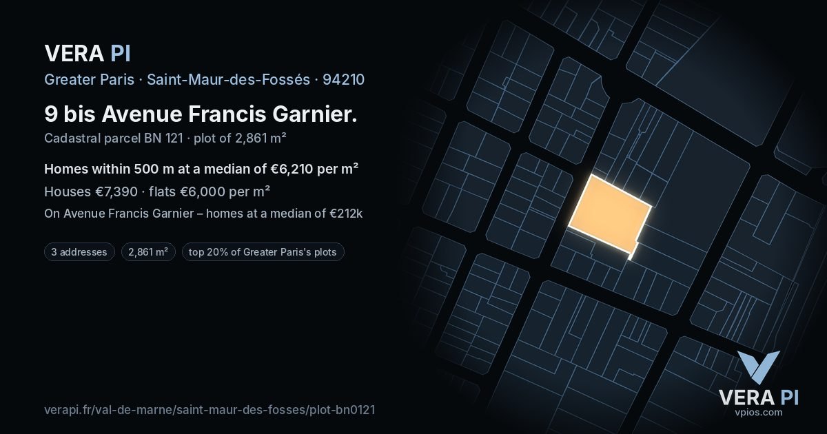 9 bis Avenue Francis Garnier, Saint-Maur-des-Fossés at night – the plot lit, the parcels around coloured by the prices near them