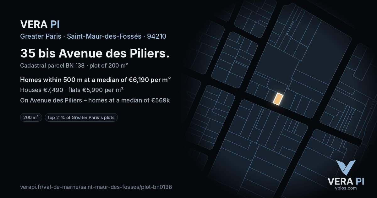 35 bis Avenue des Piliers, Saint-Maur-des-Fossés at night – the plot lit, the parcels around coloured by the prices near them