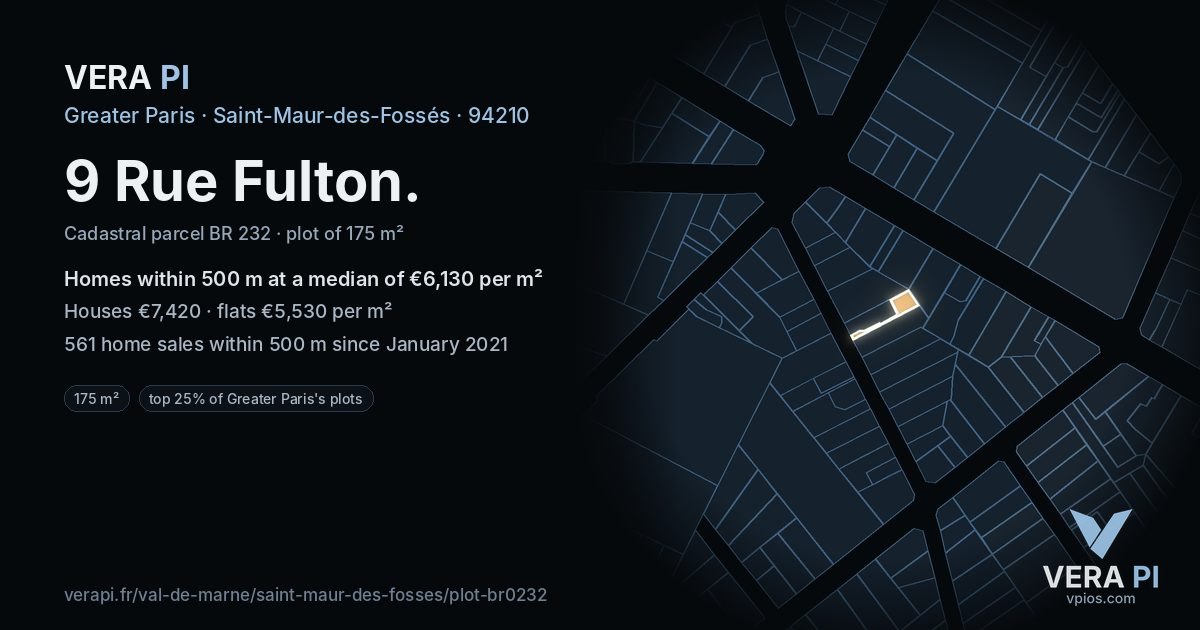 9 Rue Fulton, Saint-Maur-des-Fossés at night – the plot lit, the parcels around coloured by the prices near them