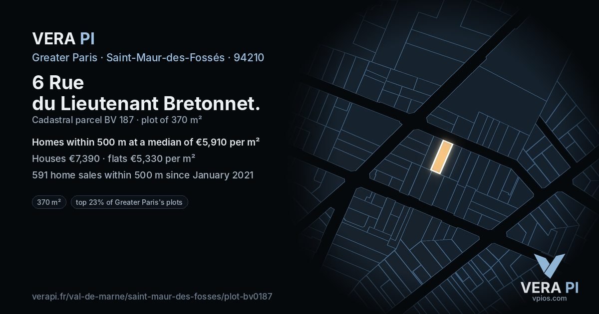 6 Rue du Lieutenant Bretonnet, Saint-Maur-des-Fossés at night – the plot lit, the parcels around coloured by the prices near them